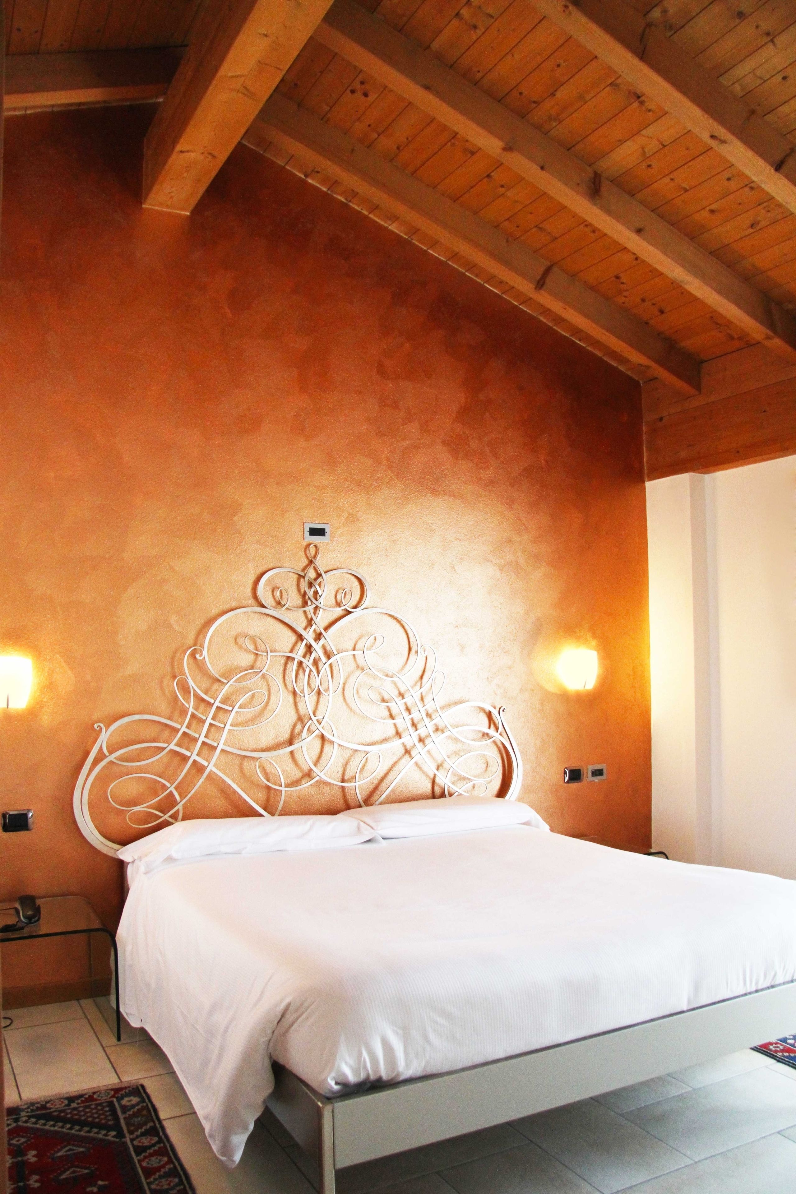 Minibar, Schreibtisch, Bügeleisen/Bügelbrett, kostenloses WLAN