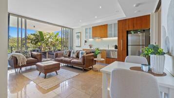 Deluxe Apartment | Living area