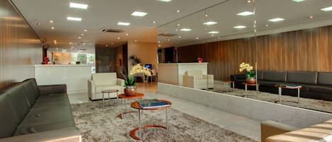 Sala de estar en el lobby