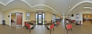 Free daily on-the-go breakfast  - Comfort Suites Airport - University (Bozeman)
