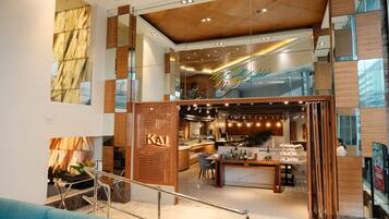 Breakfast, lunch, dinner served; international cuisine