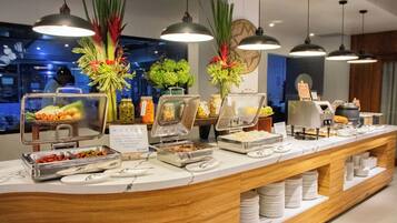 Breakfast, lunch, dinner served; international cuisine