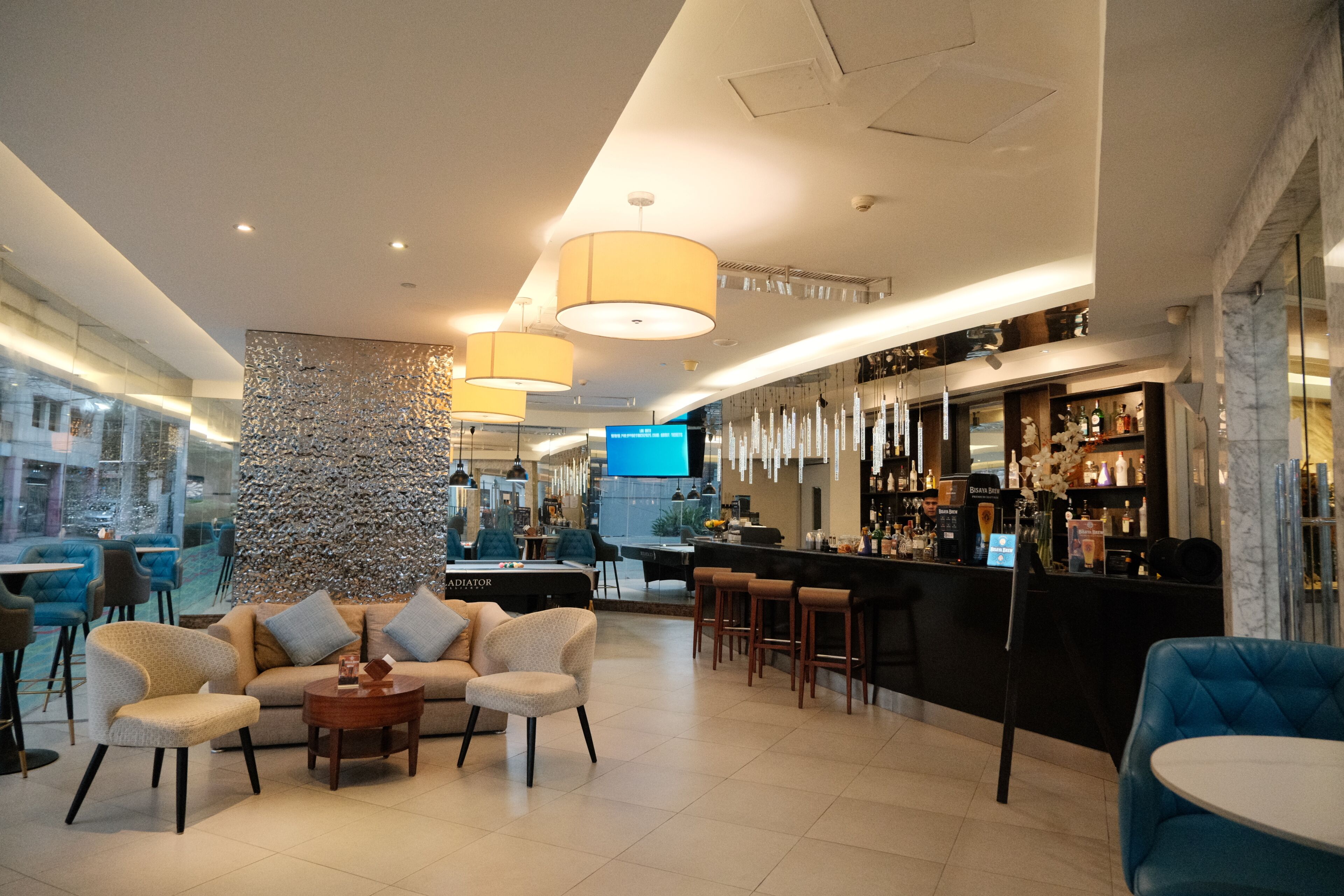 Sports bar