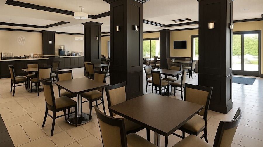 Wingate by Wyndham Fort Saskatchewan