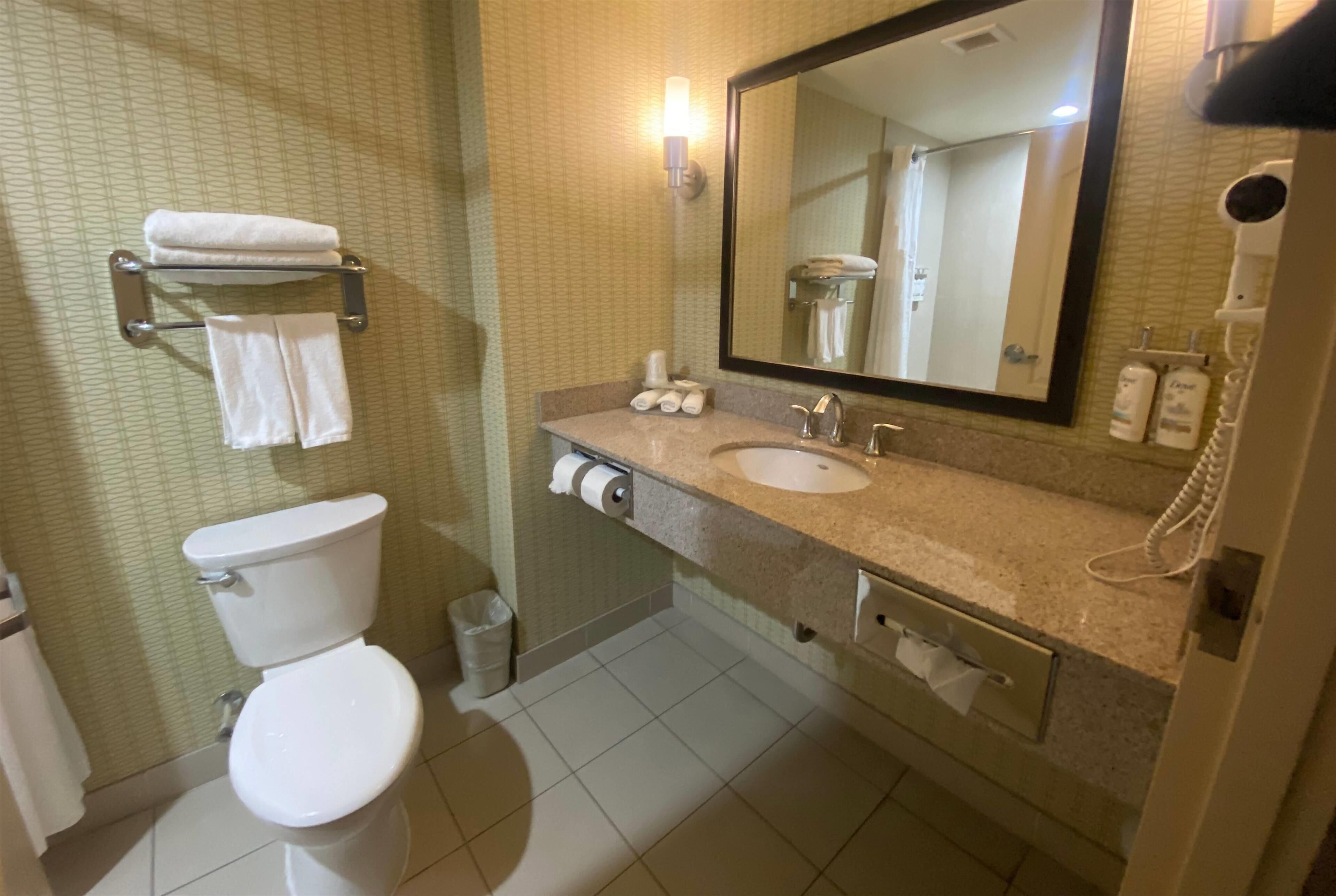 room, 2 queen beds, non smoking | bathroom | free toiletries, hair dryer, towels, soap