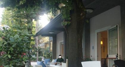 Hotel Alma