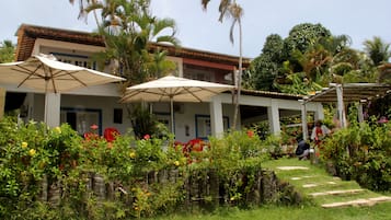 Vista al jardín