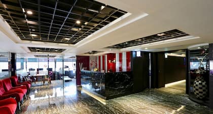 V one Hotel