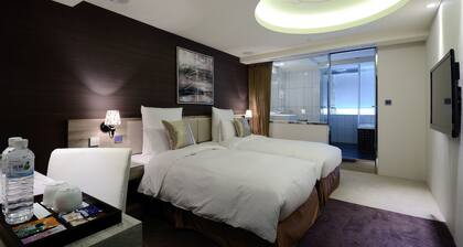 V one Vogue Hotel