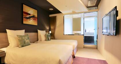 V one Vogue Hotel