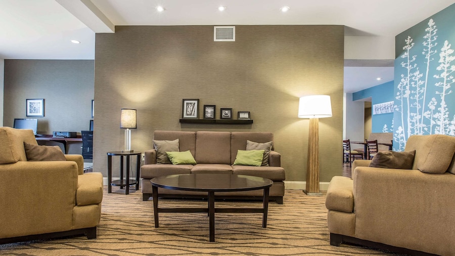 Sleep Inn & Suites