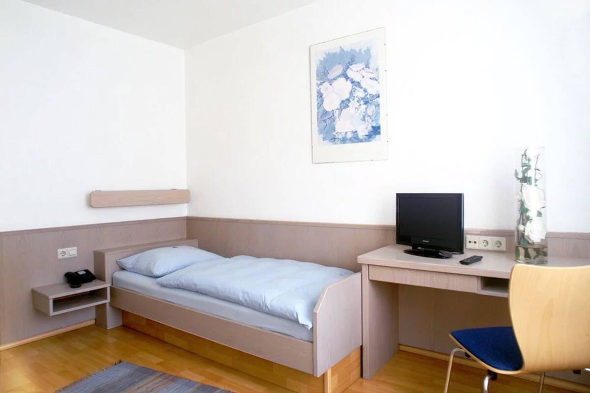 Habitación individual | Wifi gratis y ropa de cama 