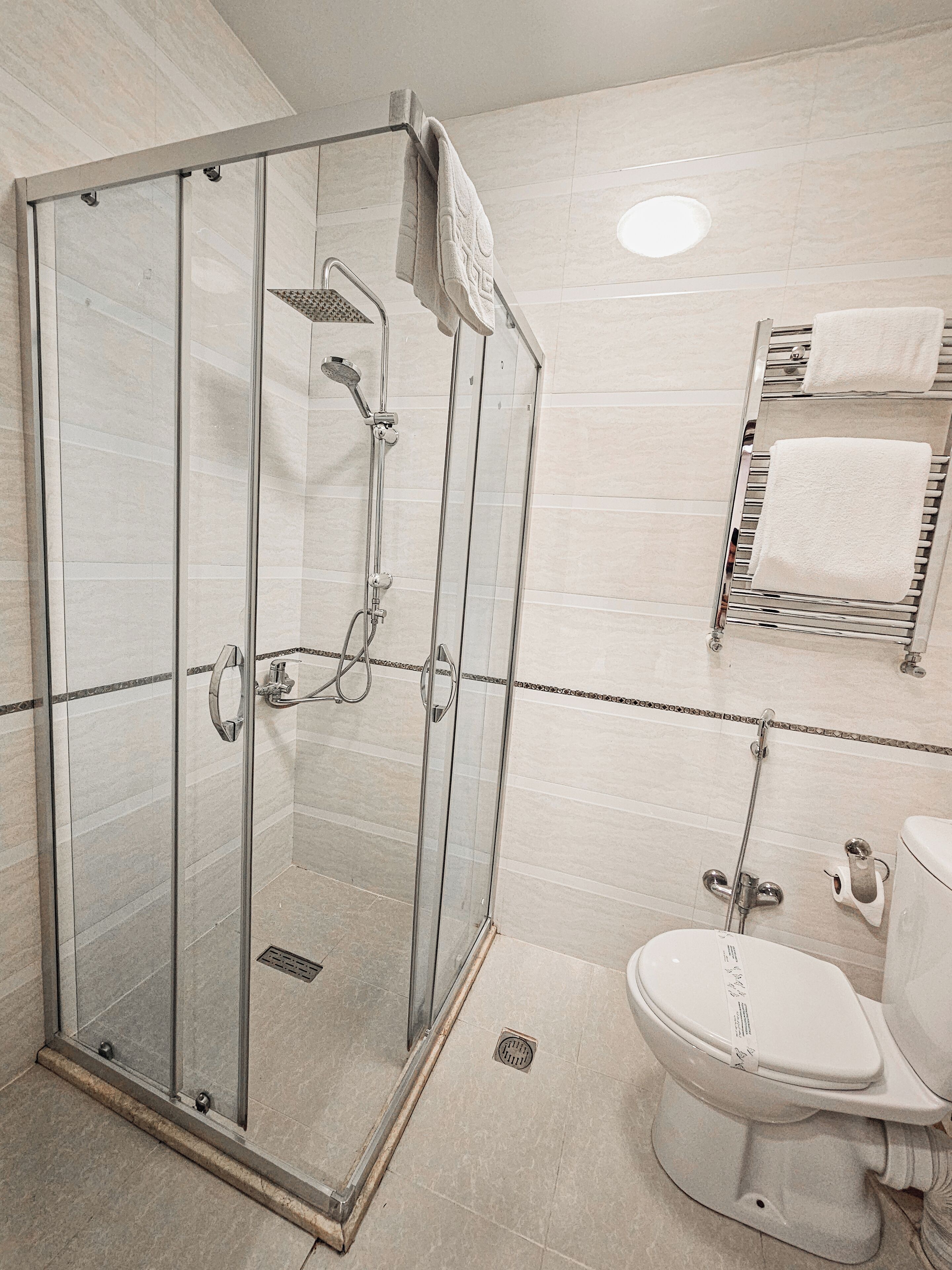 shower, free toiletries, hair dryer, bathrobes