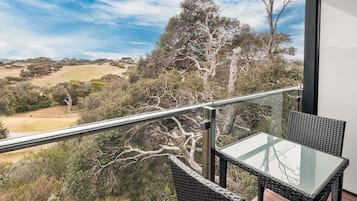 Superior Room, Balcony, Golf View (King or Twin)