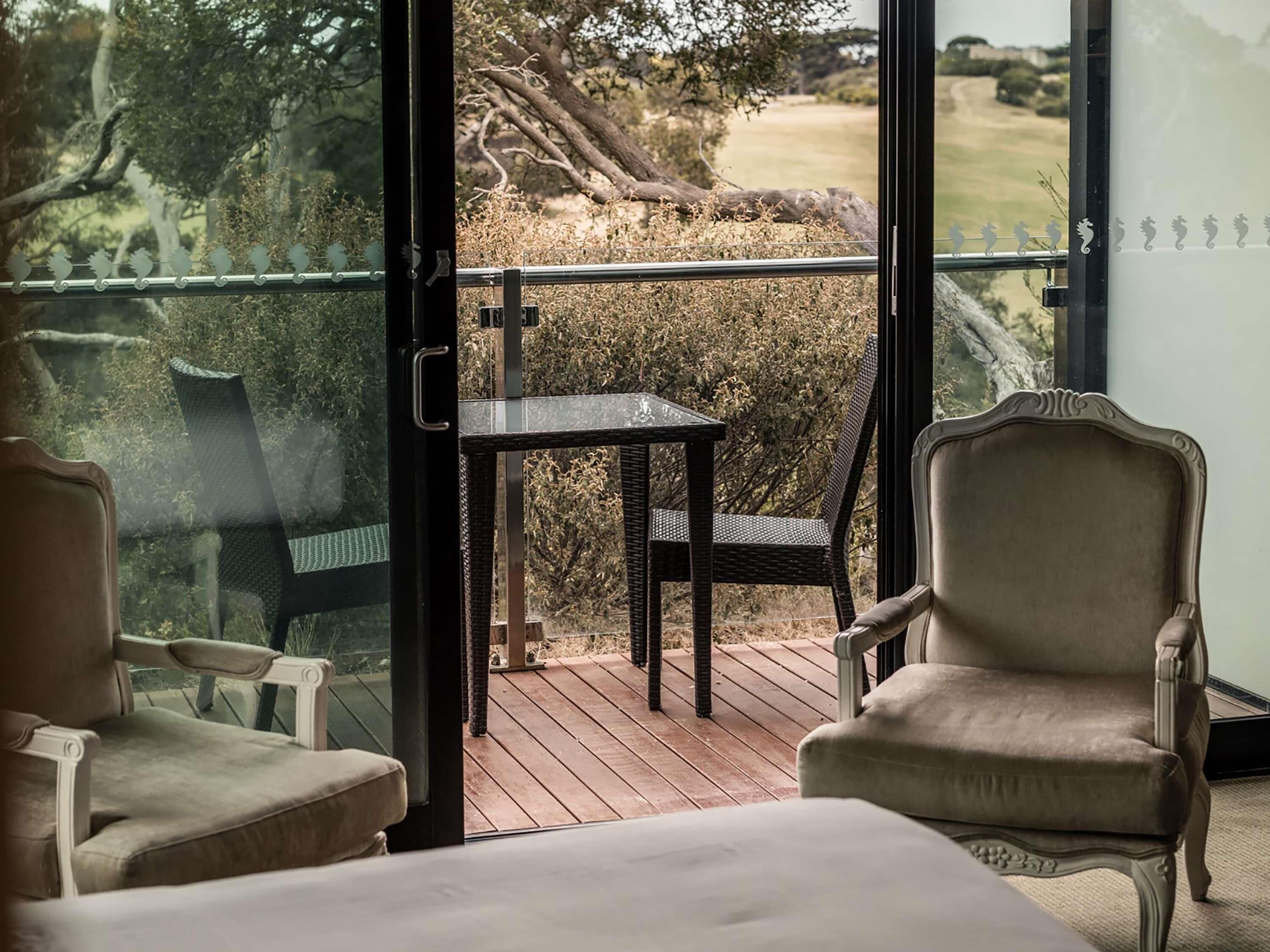 privilege, room, 1 king bed, balcony, golf view | minibar, in-room safe, desk, laptop workspace