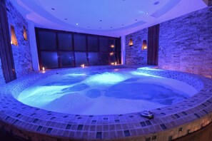 Indoor spa tub - Casa Del Sol Machupicchu (Machu Picchu)