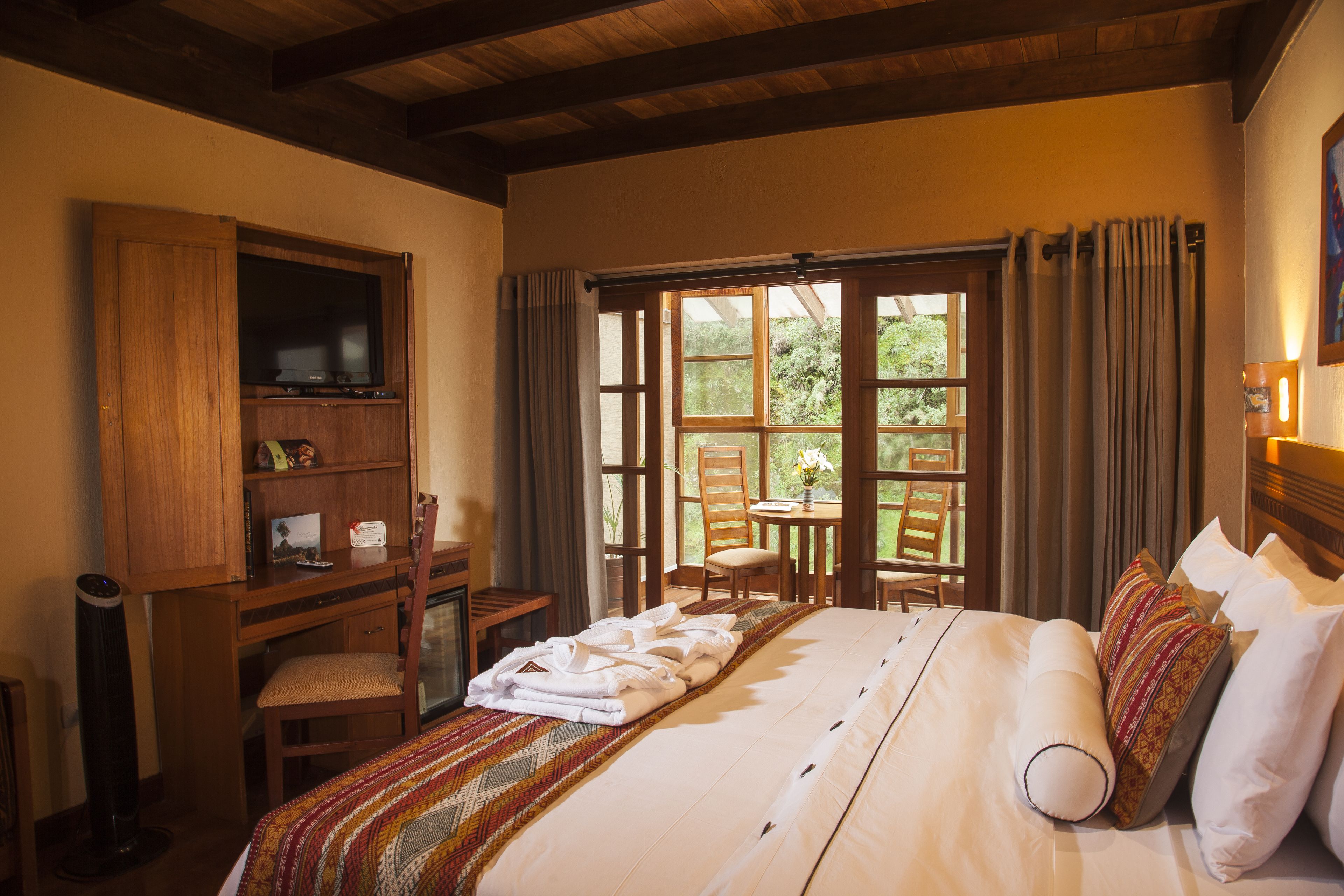 suite, river view | 1 bedroom, premium bedding, in-room safe, desk