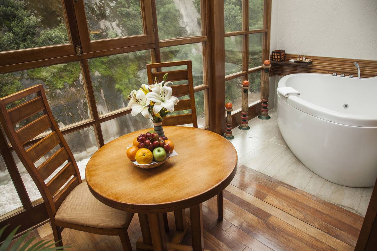 suite, river view | 1 bedroom, premium bedding, in-room safe, desk