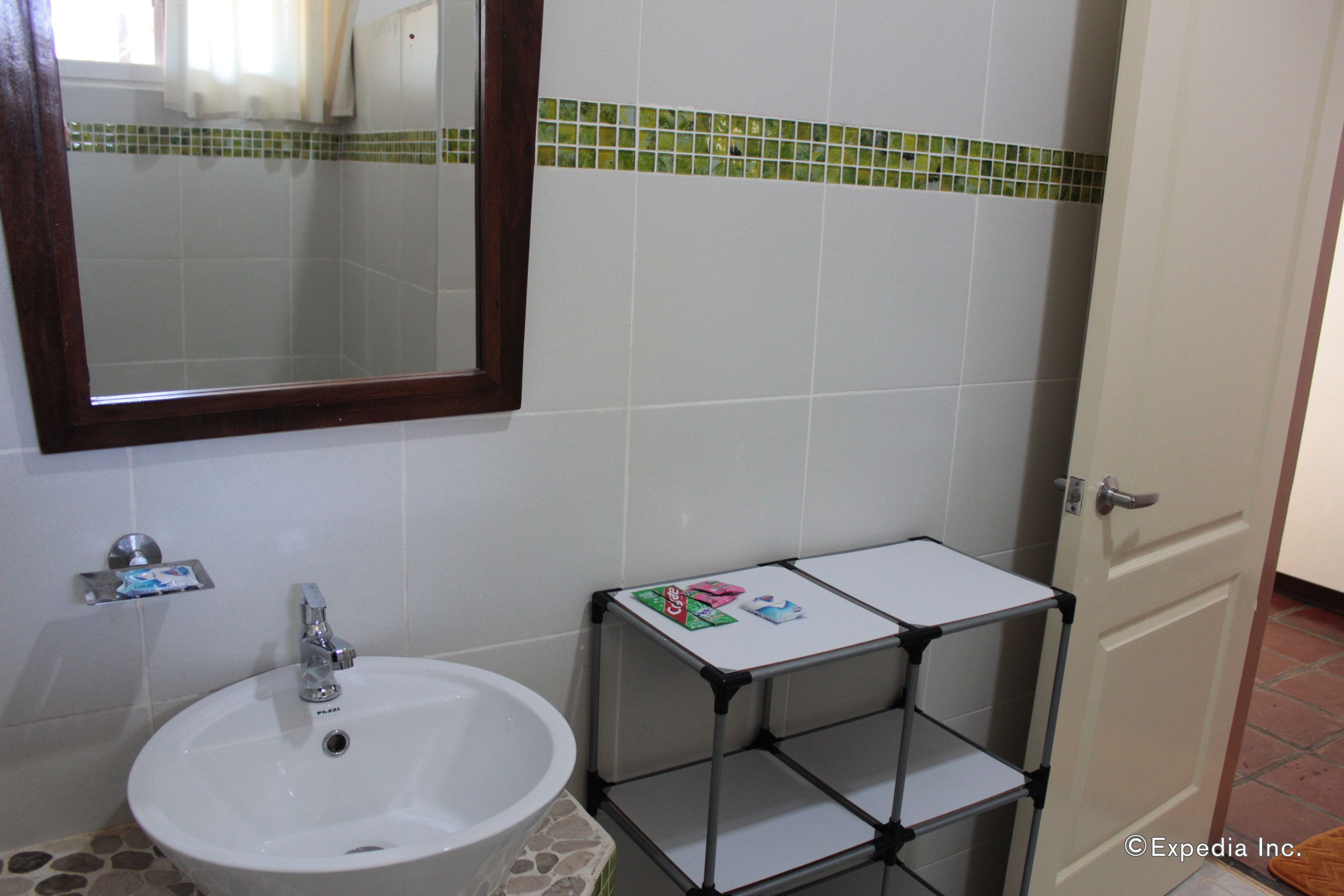 shower, free toiletries, hair dryer, bathrobes