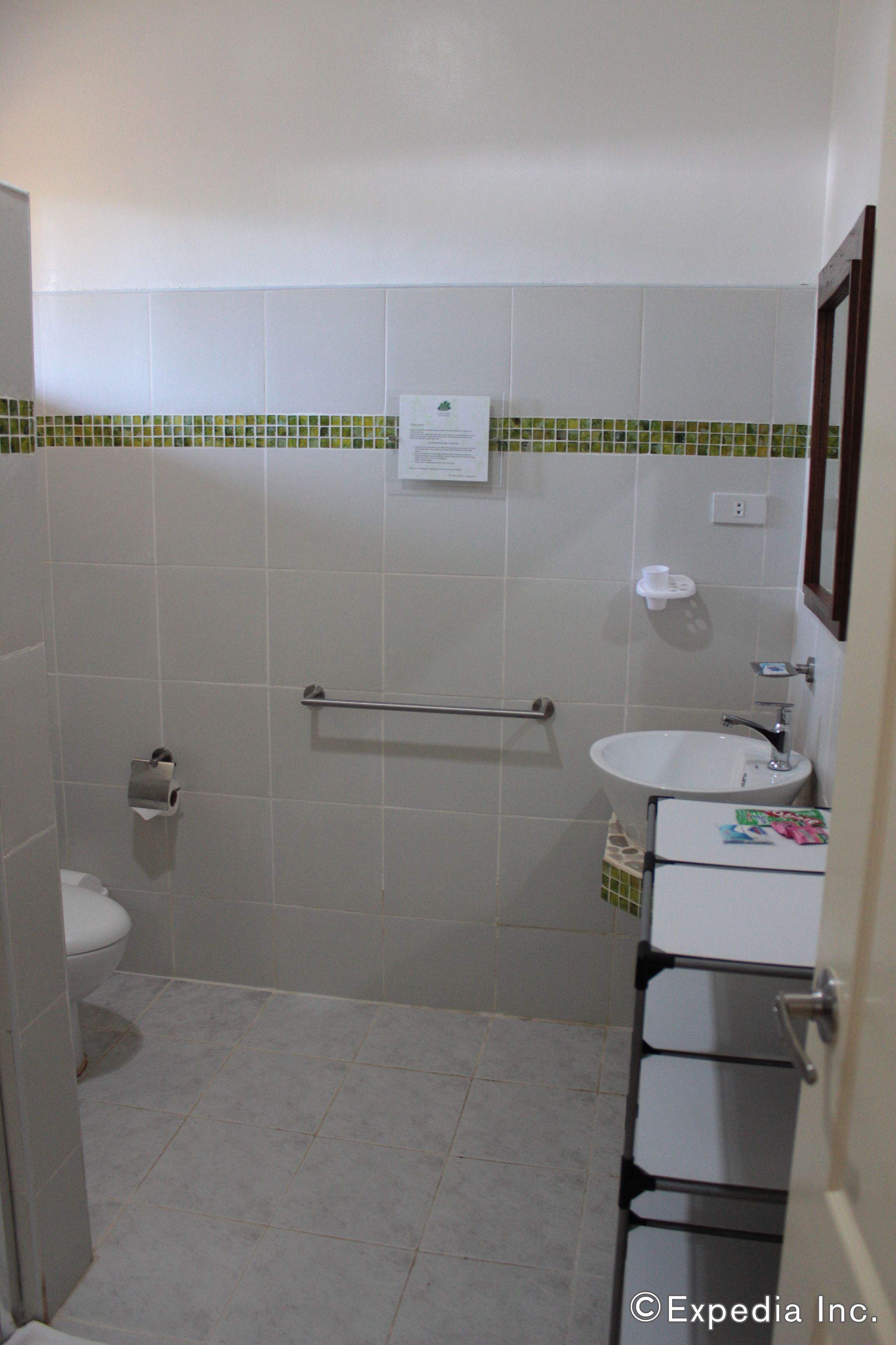 shower, free toiletries, hair dryer, bathrobes