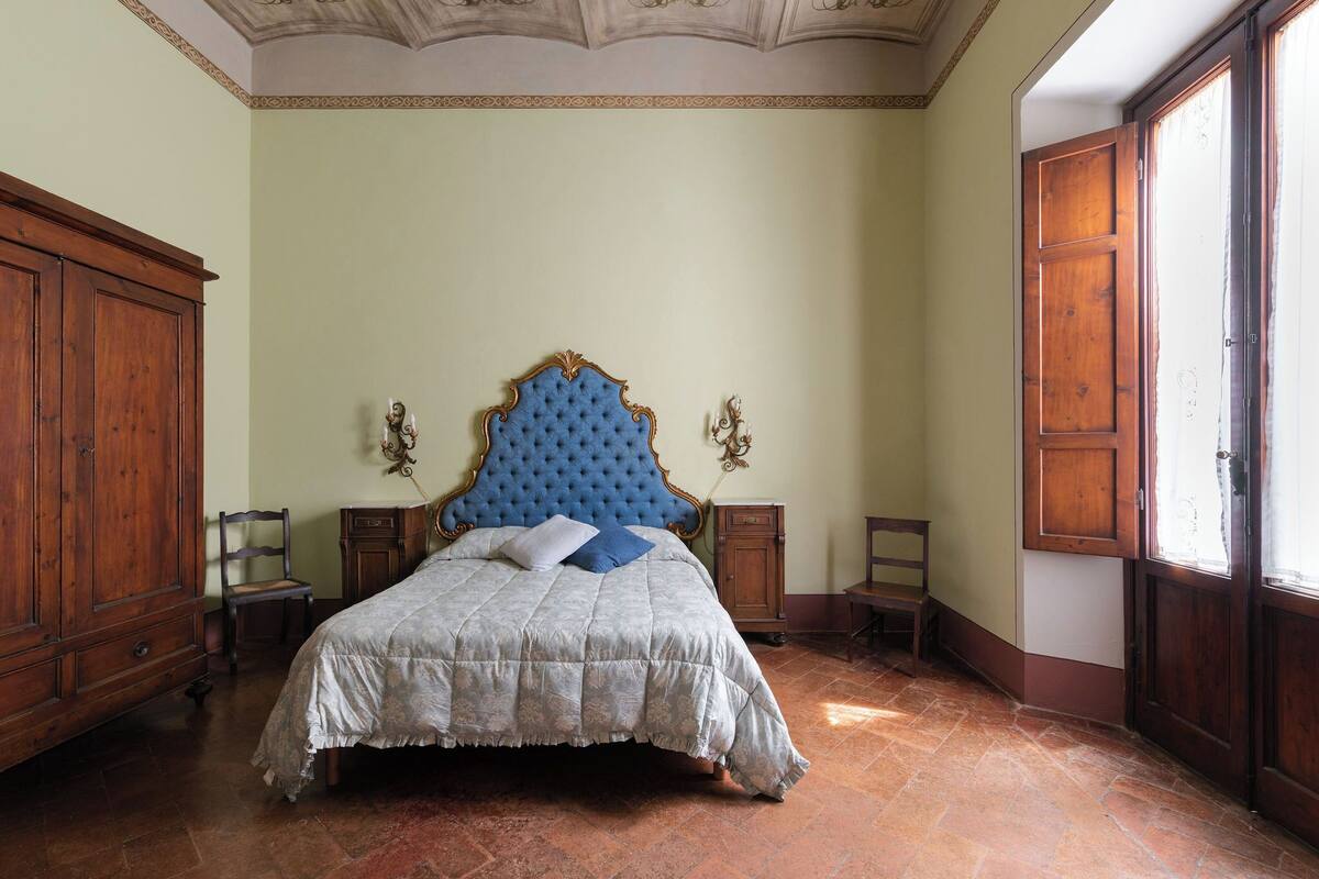 10 kamar tidur, seprai katun Mesir, dan seprai premium