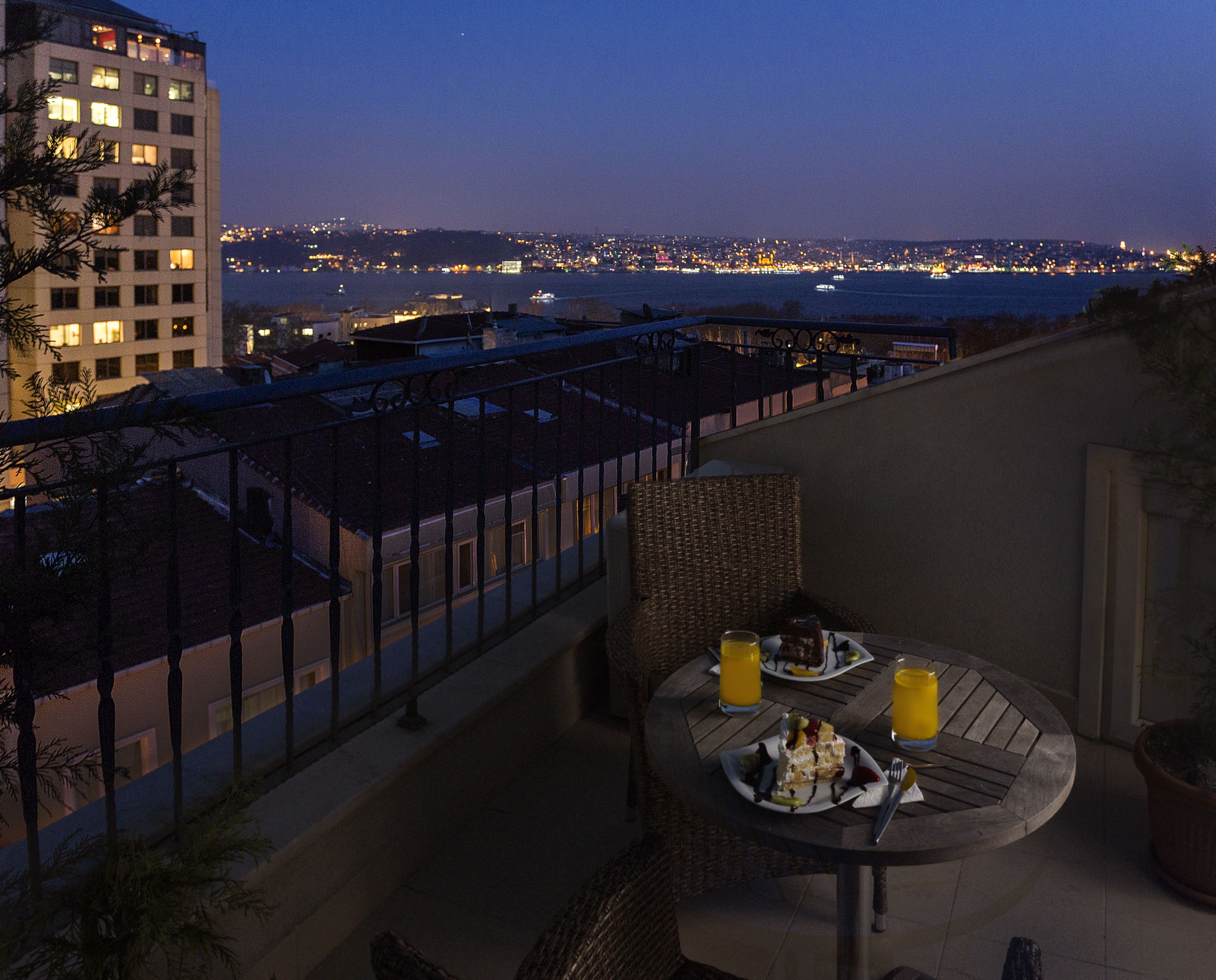 ลานระเบียง/นอกชาน