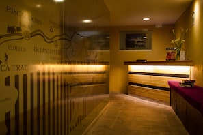 Reception - Wakapunku Boutique Hotel (Cusco)