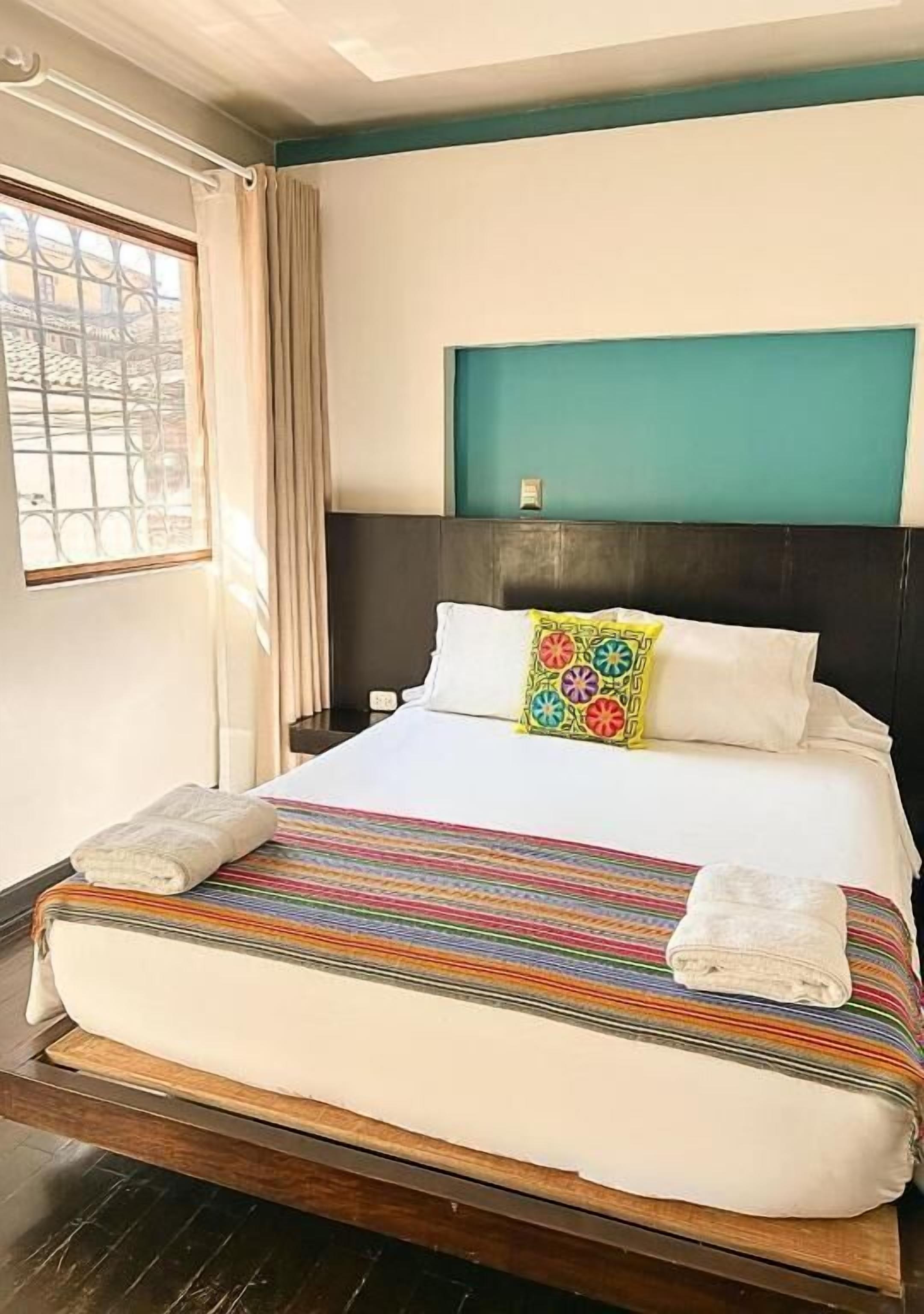 Deluxe Room (Blue Room) | Premium bedding, down comforters, Select Comfort beds, in-room safe