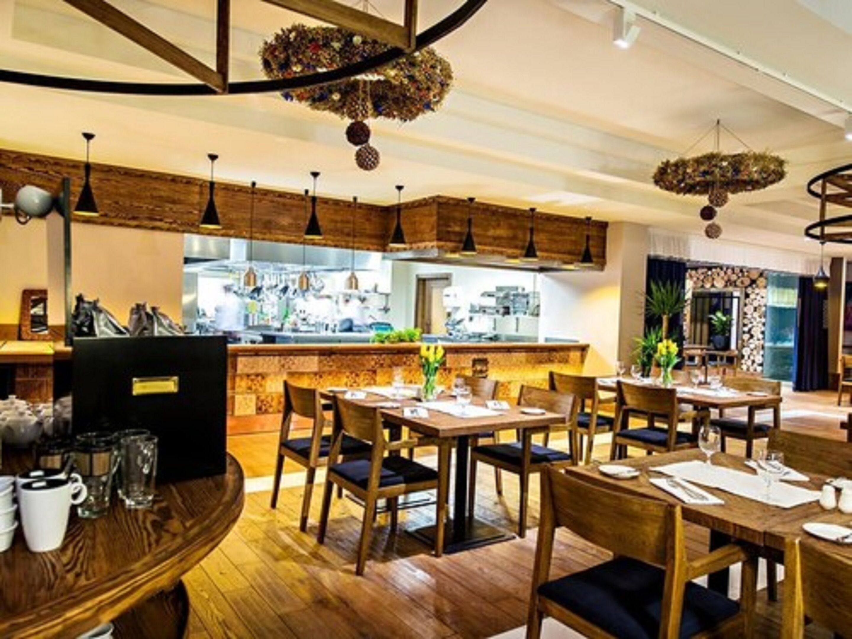 breakfast, lunch, dinner served; polish cuisine