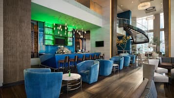 2 bars/lounges, poolside bar