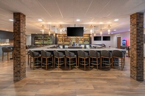 Bar (on property) - Grand Williston Hotel & Conference Center (Williston)