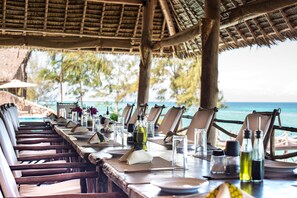 Restaurant - Sunshine Marine Lodge (Matemwe)