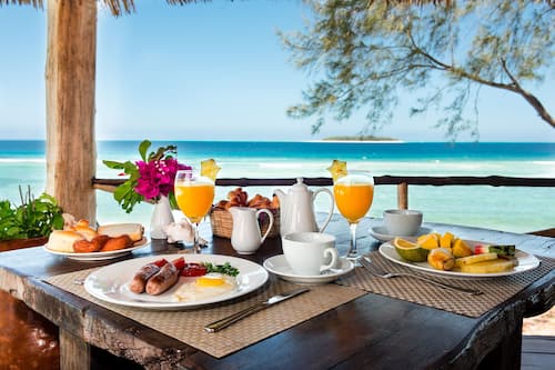 Tägliches inbegriffenes Frühstücksbuffet