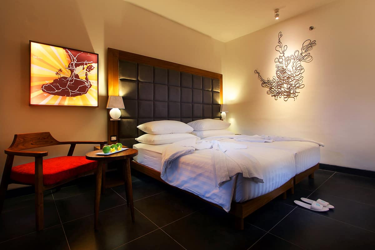 Phòng Superior | Bộ đồ giường cao cấp, minibar, két bảo mật tại phòng, bàn 