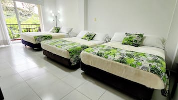 Superior Triple Room | 1 bedroom, desk, iron/ironing board, free WiFi