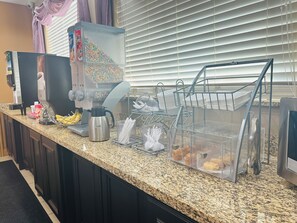 Petit déjeuner continental compris tous les jours