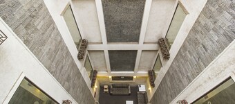 Hotel Suncourt Corporate