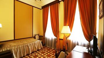 Minibar, desk, iron/ironing board, free WiFi