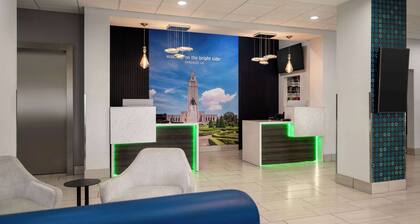La Quinta Inn & Suites by Wyndham Gonzales LA