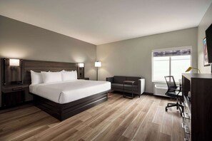 高級寝具、ピロートップベッド、デスク、アイロン / アイロン台