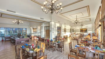 2 restaurants, Asian cuisine