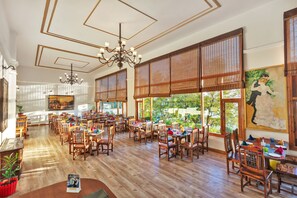 2 restaurants, Asian cuisine