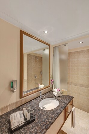 Hotel Unit (Superior Room) | Bathroom | Shower, rainfall showerhead, slippers, towels - Club Mahindra Emerald Palms, Goa (Varca)