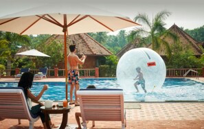 Children's play area - outdoor - Club Mahindra Emerald Palms, Goa (Varca)