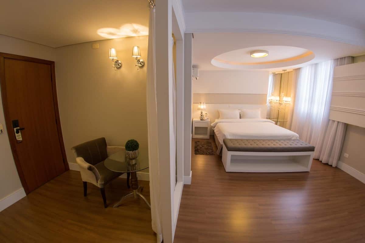 minibar, in-room safe, desk, blackout curtains