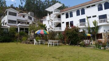 Kawasan hartanah