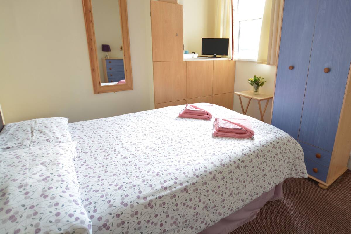 Double Room, Ensuite (Double/Single)