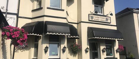 Façade de l’hébergement