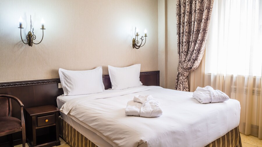 Royal Petrol Hotel
