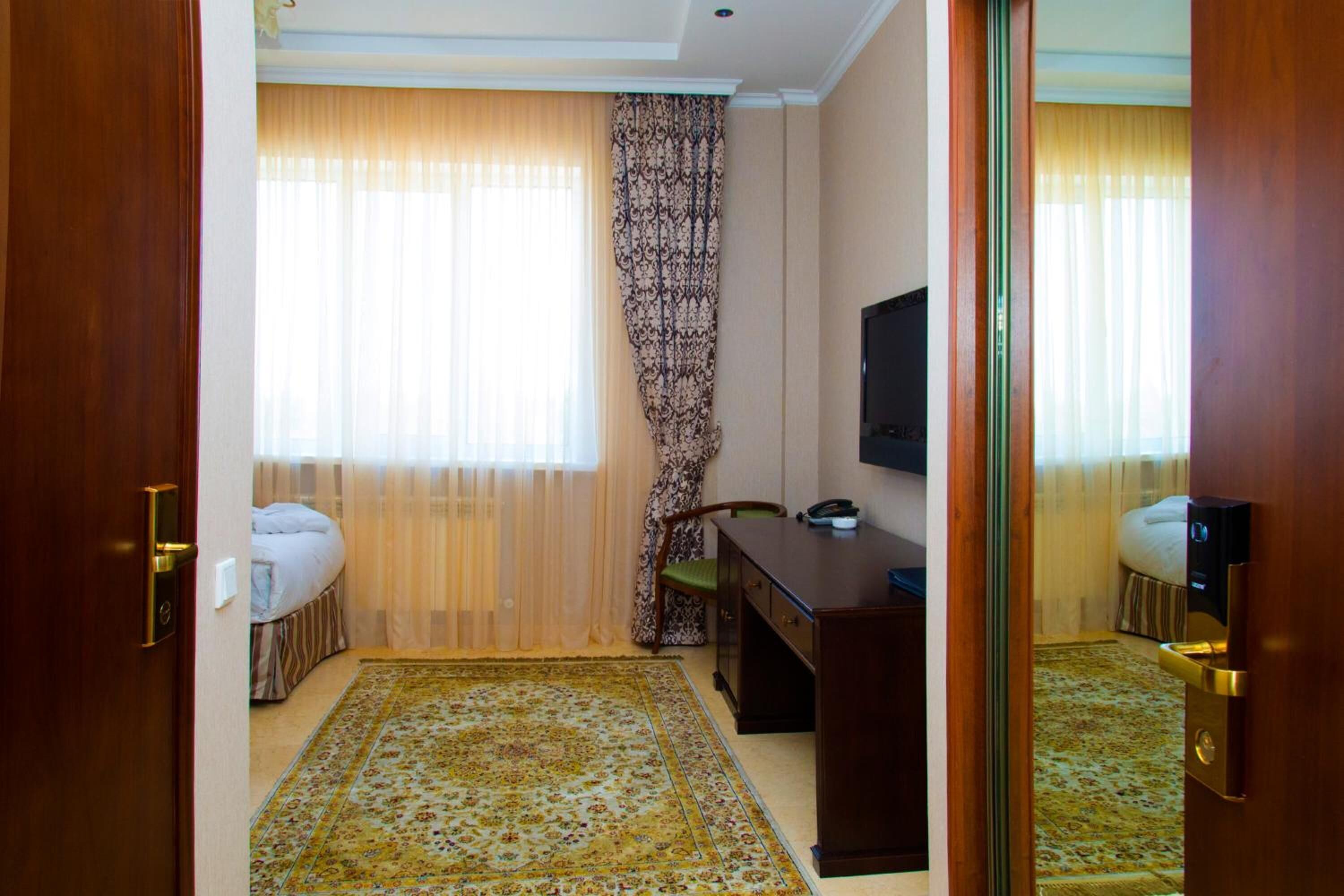 Foto - Royal Petrol Hotel
